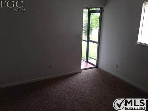 5th image of 927 SE 23rd Pl
