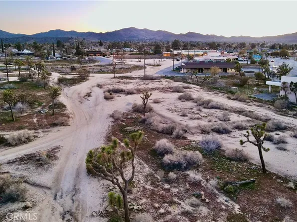 57335 Twentynine Palms Hwy #107, Yucca Valley, CA 92284