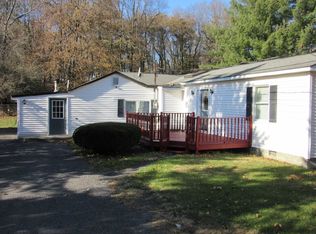 93 Creek Rd, Poughkeepsie, NY 12601