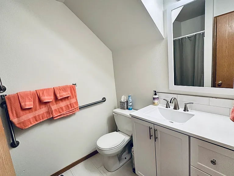 410 N Olympic Trails Dr — Photo 3