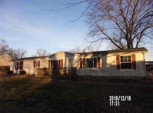 737 E Patterson Rd, Columbus, IN 47203