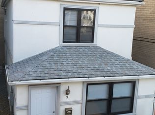 7 Webers Ct, Brooklyn, NY 11235
