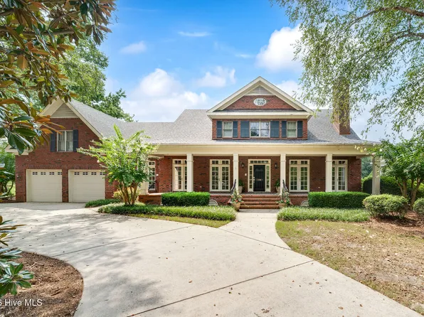 148 E Grandiflora Drive, Wallace, NC 28466