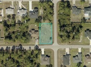 2700 19th St W, Lehigh Acres, FL 33971