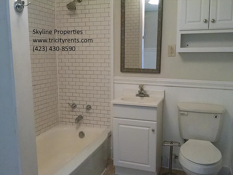 702 Antioch Rd — Photo 4