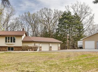 1002 110th Ave, Roberts, WI 54023