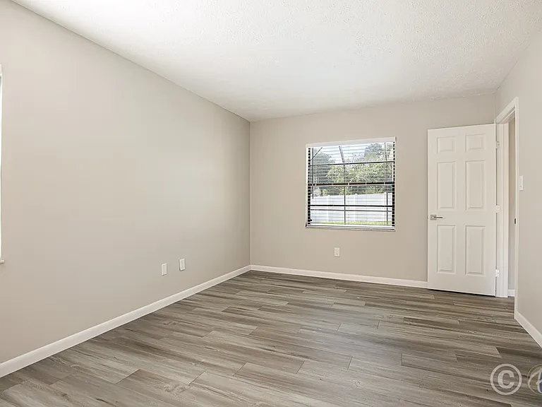 423 Van Reed Manor Dr — Photo 10