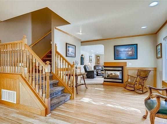 5th image of 8324 59th Ave NE
