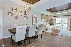 2 bed, 2.0 bath, 1212 sqft, $3,050 — Photo 3