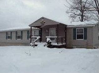 3283 Oil Ridge Rd, Sistersville, WV 26175