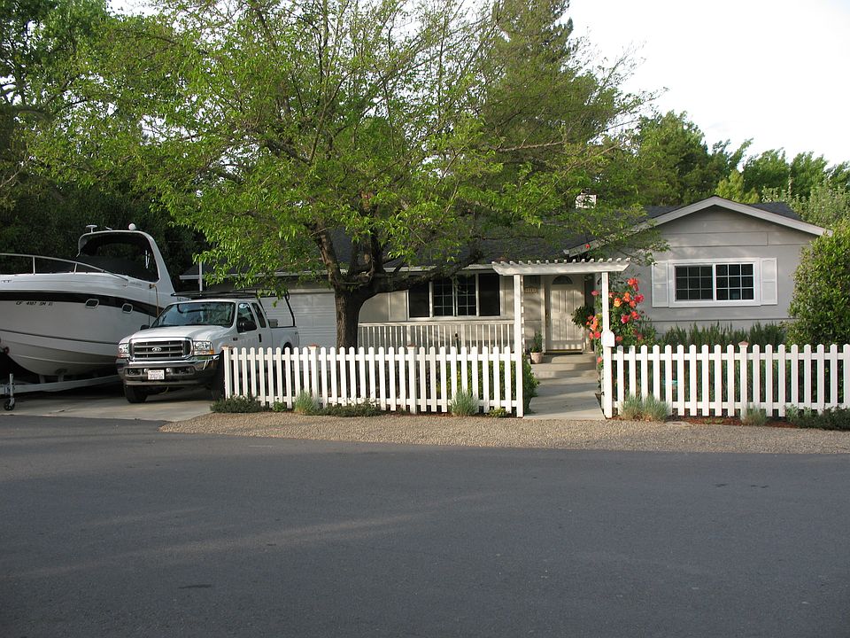 1st image of 1150 Crane Ave