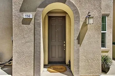114 Barnhill Dr #114 — Photo 2