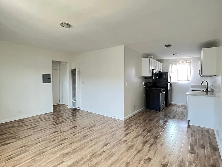 12480 Culver Blvd #14 — Photo 3
