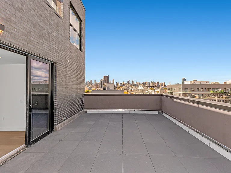 21-10 31st Ave #6R — Photo 16