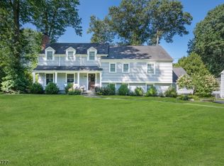 47 Tanglewood Dr, Summit, NJ 07901