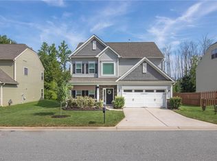 4422 Redfern Pl, Winston Salem, NC 27107