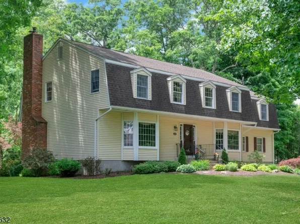 20 Lark Ln, Jefferson Twp., NJ 07438