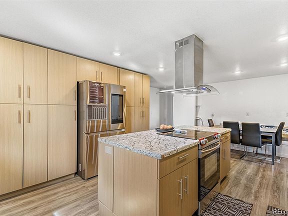 3rd image of 6970 Krameria Street