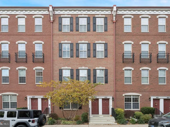 610 Captains Way, Philadelphia, PA 19146