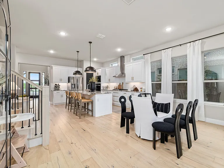 2262 Poppyvine Rd — Photo 13