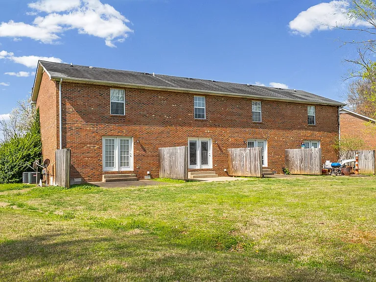Timber Court Drive-280 — Photo 22