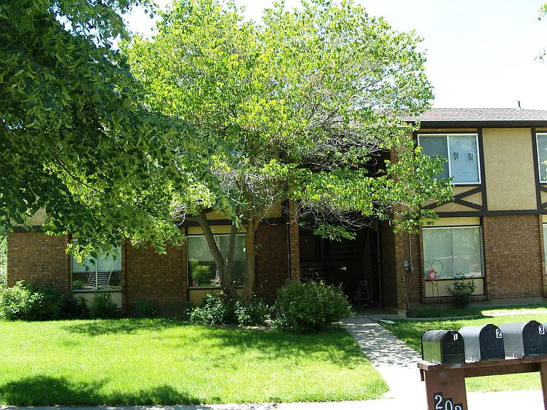 203 N Pingree Ave #1 — Photo 2