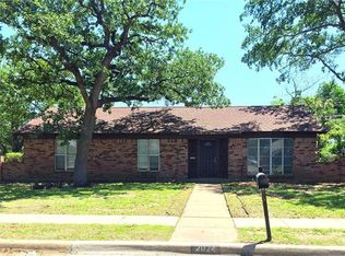 2024 Chattanooga Dr, Bedford, TX 76022