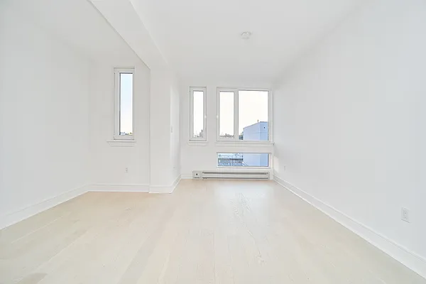 Rented by Compass | media 2