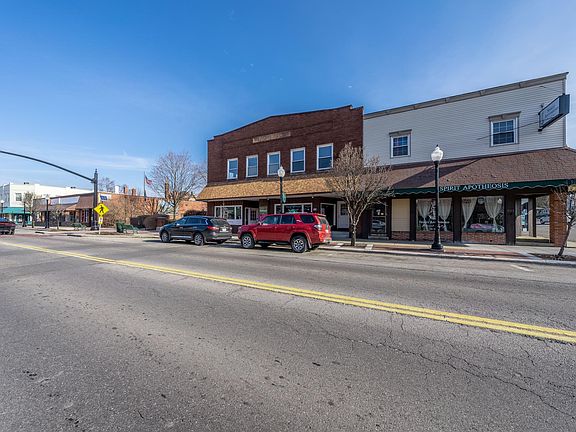 3rd image of 687 Broadway Ave #2