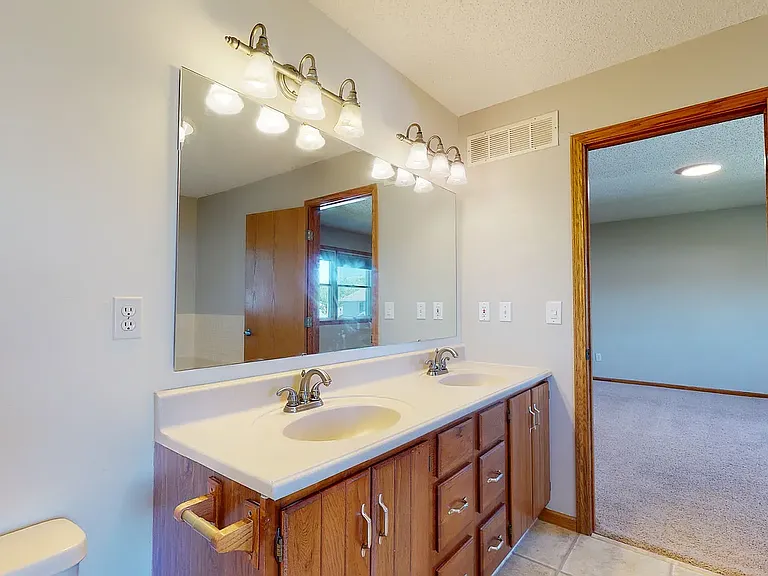 1211 Vista View Ct — Photo 20