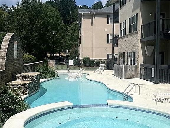 2nd image of 607 W Glenn Ave Unit 111