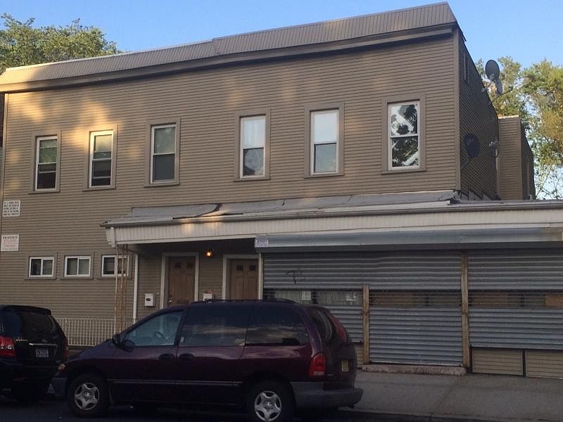 1st image of 150 Sanford St