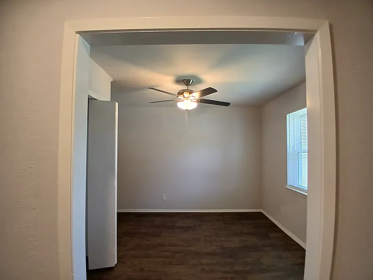 3924 Sun Valley Ct — Photo 5