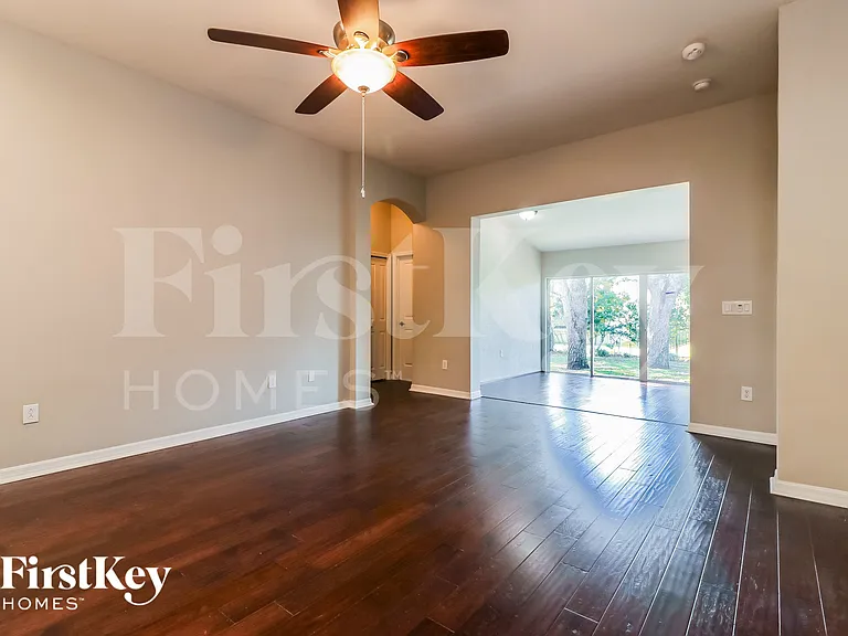 6201 Gannetdale Dr — Photo 3