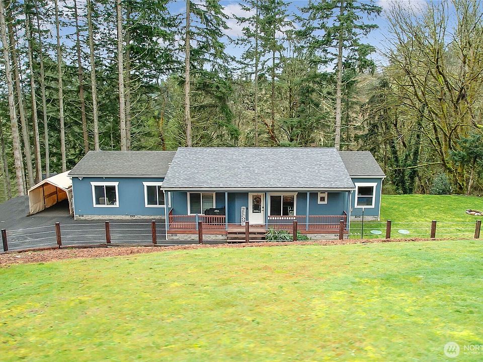 1st image of 13642 Fagerholm Lane SE