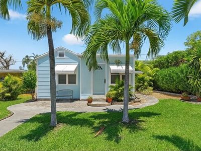 927 Mcintosh Street, West Palm Beach, FL, 33405