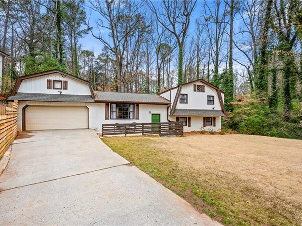 3457 Scenic Dr, East Pt, GA 30344