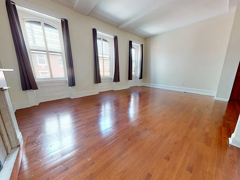 1814 Spruce St #3F — Photo 4