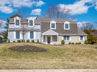 43 Mill Creek Rd, Holland, PA 18966