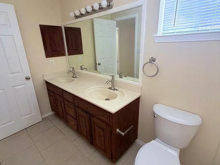 6125 Rosetree Pl NE — Photo 34