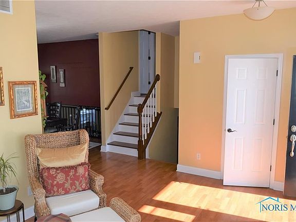 5th image of 639 Fairway Ln