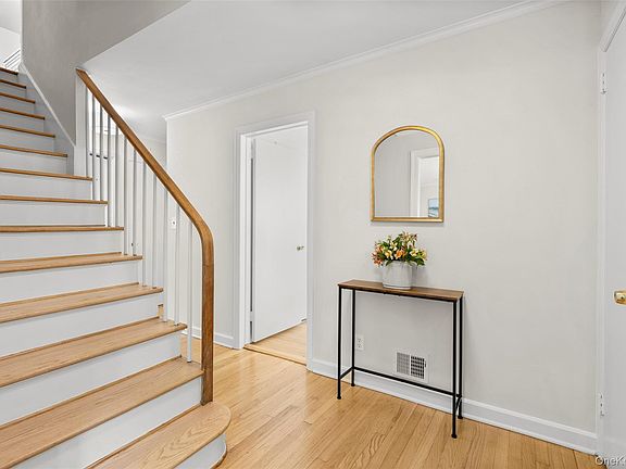 2nd image of 4 Bryson Street