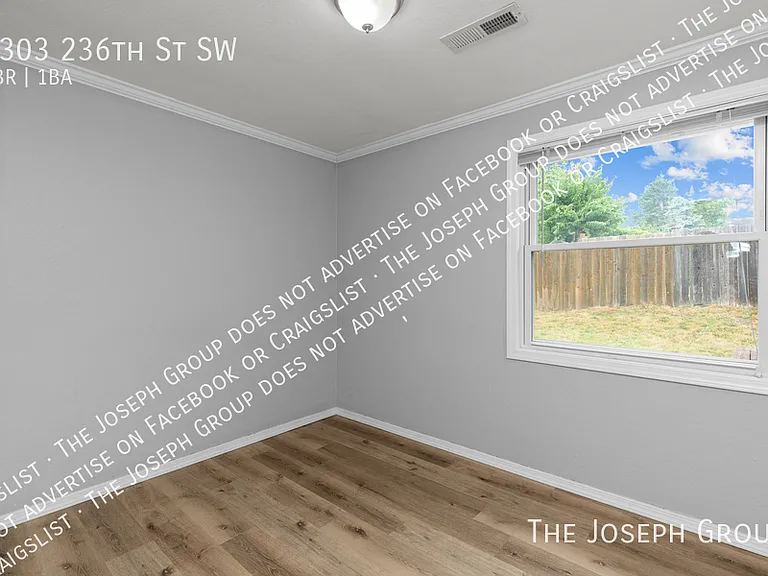 5303 236th St SW — Photo 26