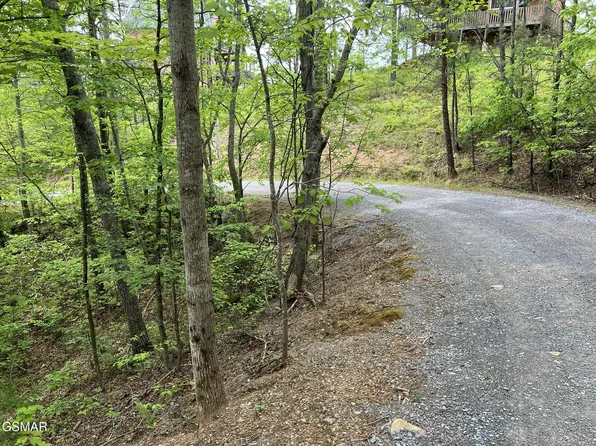 5 Yost Way, Sevierville, TN 37876