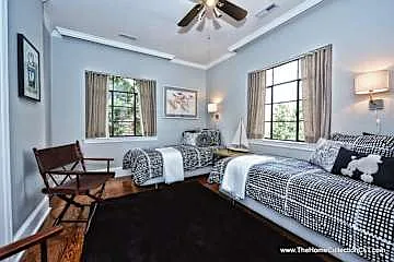 600 Hermitage Ct — Photo 18