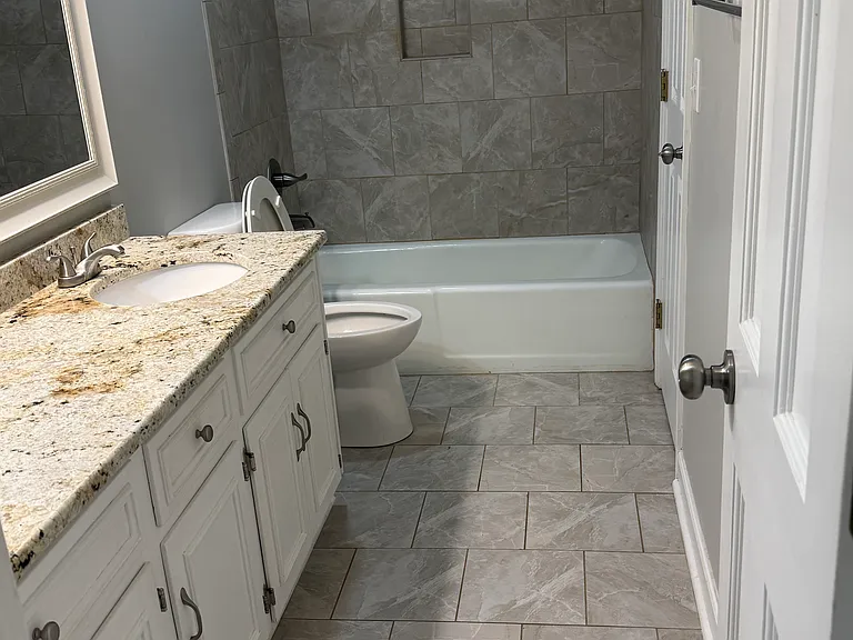2305 Clematis Trl — Photo 19