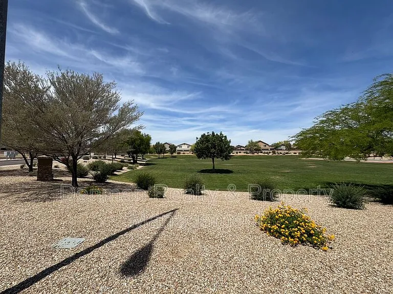 10397 W Foothill Dr — Photo 30