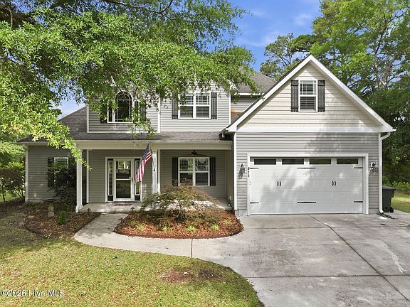 4th image of 411 Ardan Oaks Circle