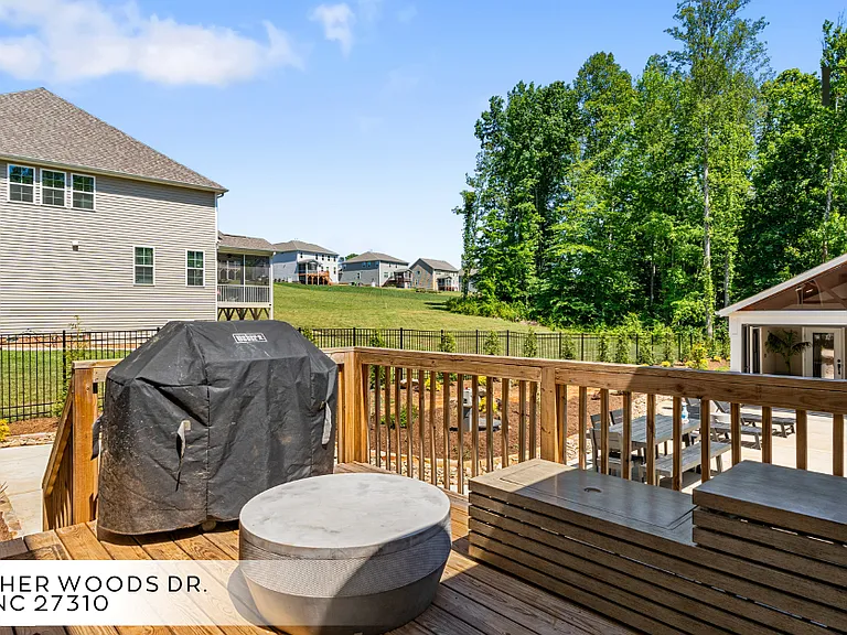 4660 Thatcher Woods Dr — Photo 46