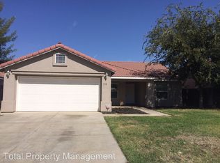 718 Lassen Ave, Tulare, CA 93274